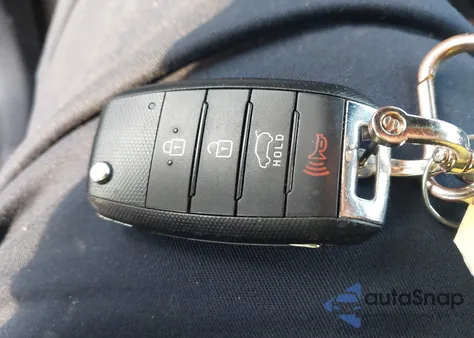 2020 Kia Sorento 2.4L L z USA, uszkodzony, nr VIN 5XYPG4A35LG644747